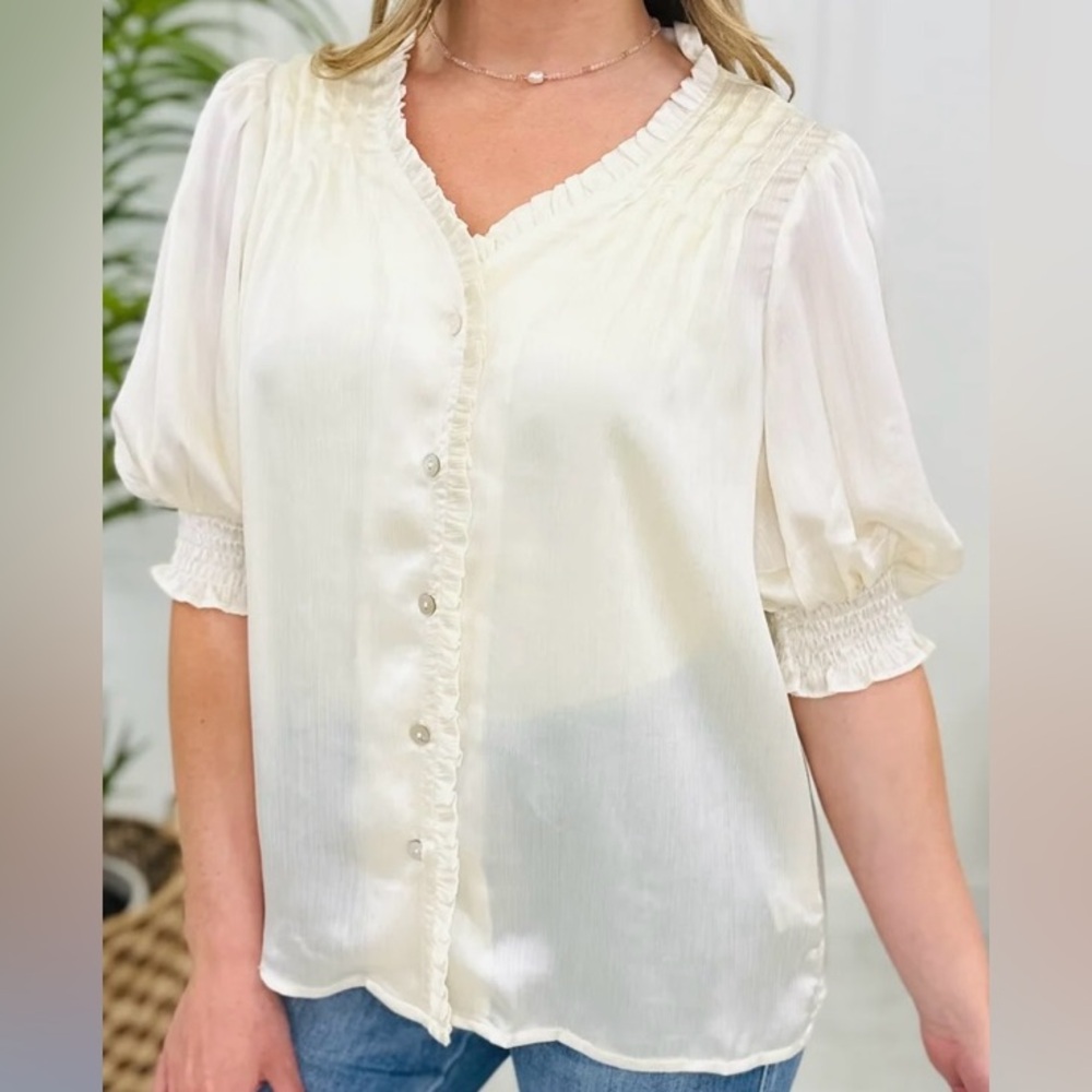 NWT. Oddi brand silky blouse, size 1XL